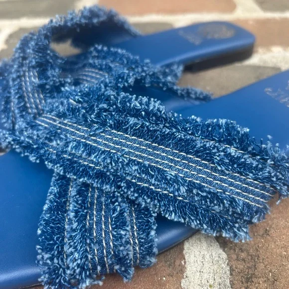 Vince Camuto Alanina Blue Denim Frayed Fringe Square Toe Flat Slides Mules 10 - Picture 6 of 8